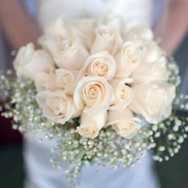 Ivory Roses & Baby's Breath Bridal Bouquet – Bunches Direct USA